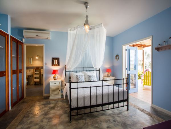 Bonaire Home 982628