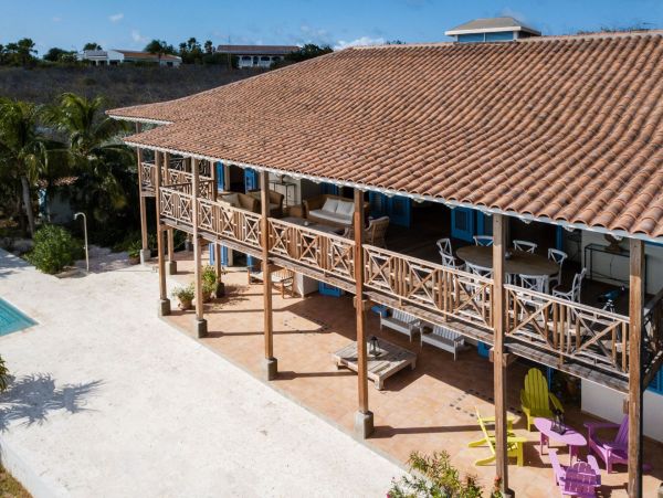 Bonaire Home 982628