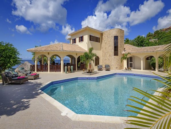 Bonaire Home 982631