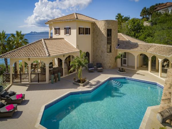 Bonaire Home 982631