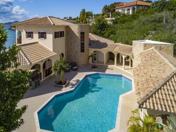 Bonaire Home 982631