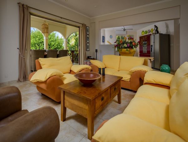 Bonaire Home 982631