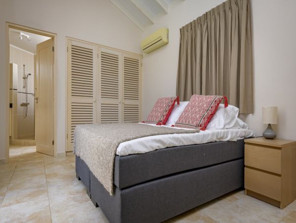 Bonaire Home 982631