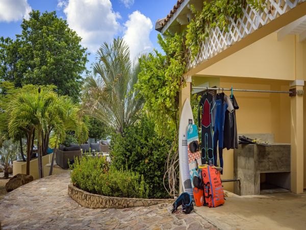 Bonaire Home 982631