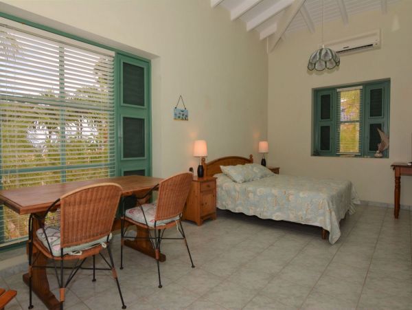 Bonaire Home 982633
