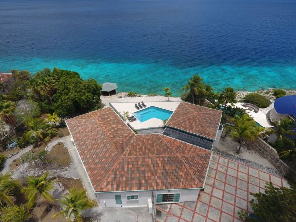 Bonaire Home 982633