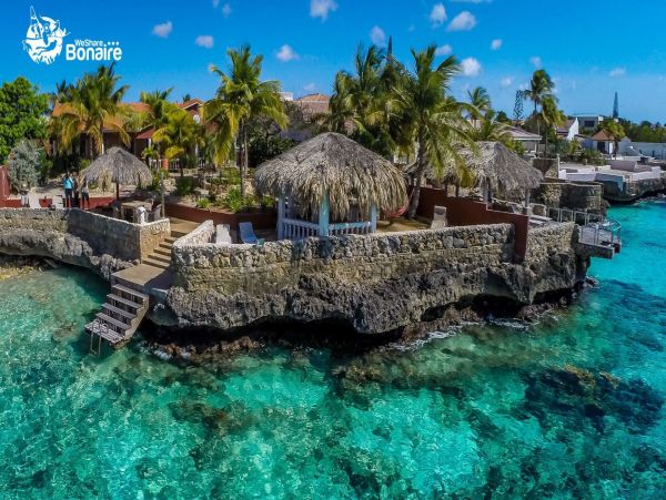 Bonaire Home 982635
