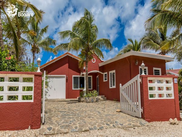 Bonaire Home 982635