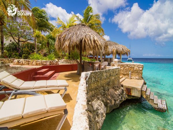 Bonaire Home 982635