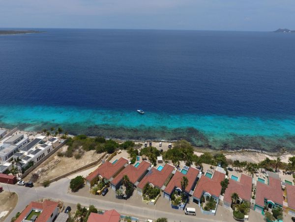 Bonaire Home 982636
