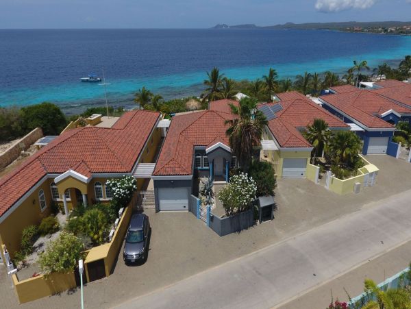 Bonaire Home 982636