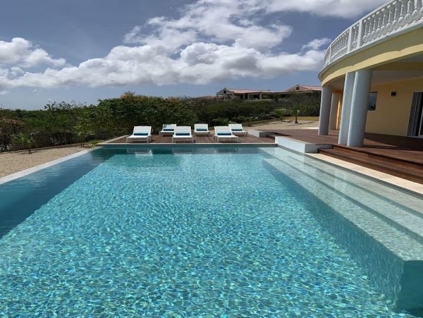 Bonaire Home 982637