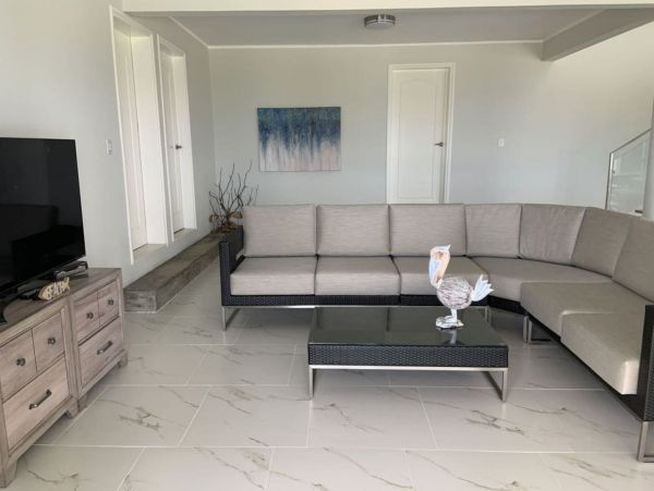 Bonaire Home 982637