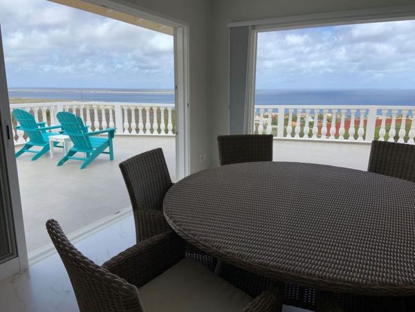 Bonaire Home 982637