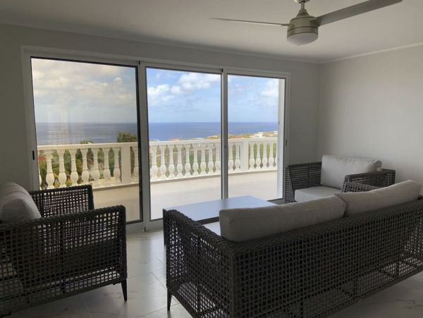 Bonaire Home 982637
