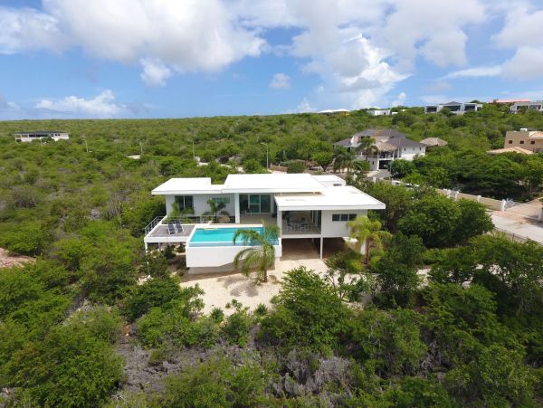 Bonaire Home 982639