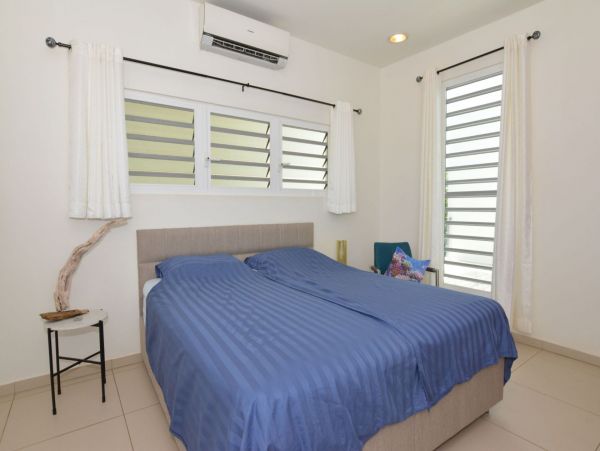 Bonaire Home 982639