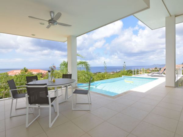 Bonaire Home 982639