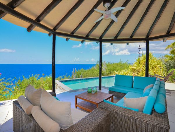 Bonaire Home 982640