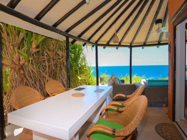 Bonaire Home 982640