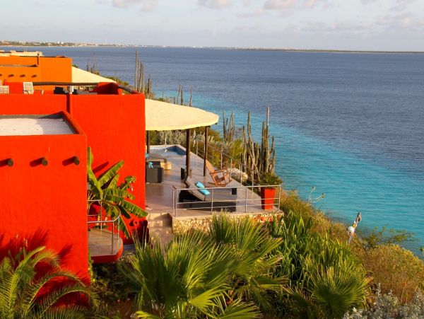 Bonaire Home 982641