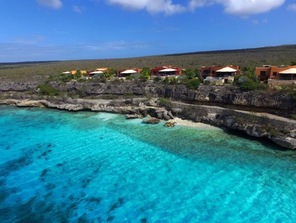 Bonaire Home 982641