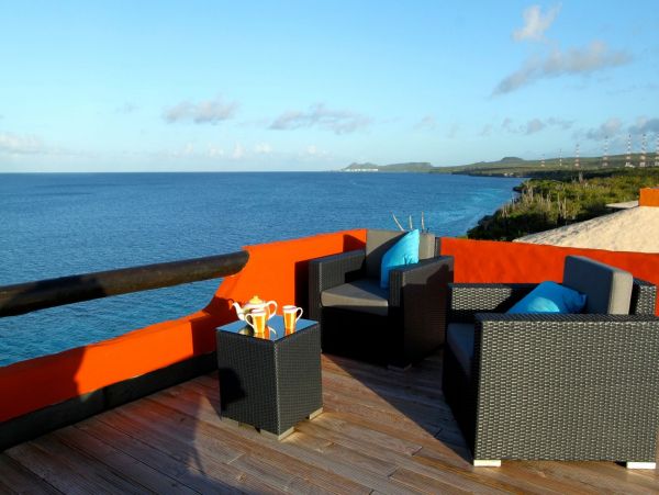 Bonaire Home 982641