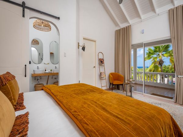 Bonaire Home 982642