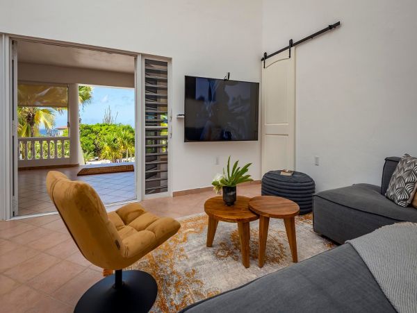 Bonaire Home 982642