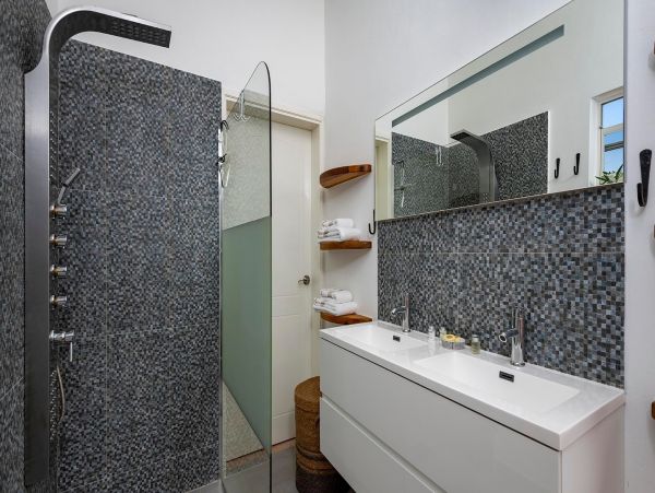 Bonaire Home 982642