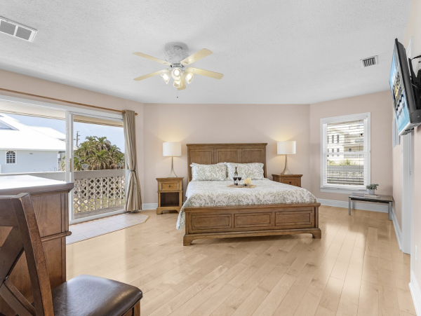 Luxury Fort Myers Beachfront Vacation Rental  4-Bedroom Gulf-Front Home with Panoramic Ocean Views