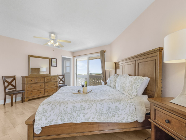 Luxury Fort Myers Beachfront Vacation Rental  4-Bedroom Gulf-Front Home with Panoramic Ocean Views