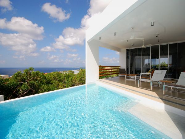Bonaire Home 982648