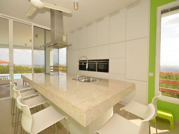 Bonaire Home 982648