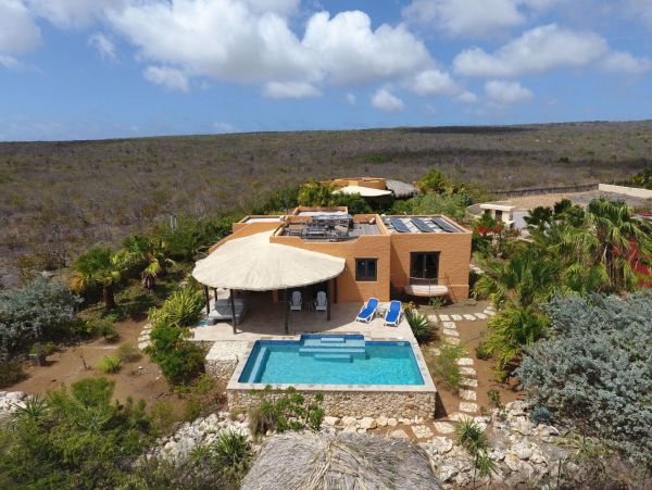 Bonaire Home 982650