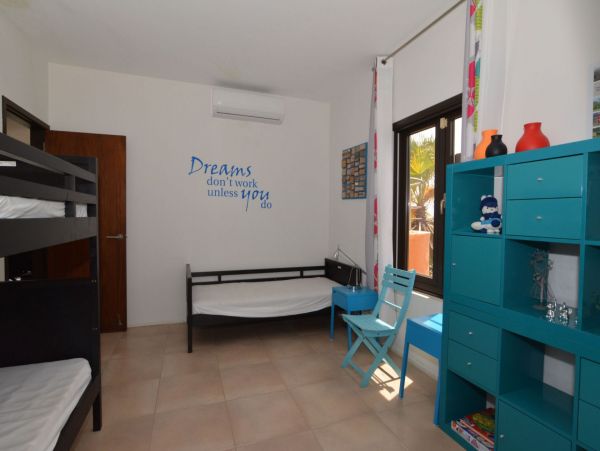 Bonaire Home 982650