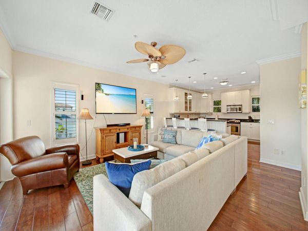 Short Walk to Beach Bonita Springs Vacation Home with Pool