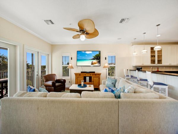 Short Walk to Beach Bonita Springs Vacation Home with Pool