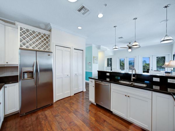Short Walk to Beach Bonita Springs Vacation Home with Pool