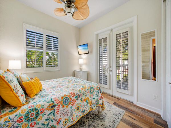 Short Walk to Beach Bonita Springs Vacation Home with Pool