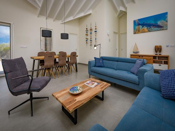 Bonaire Home 982670