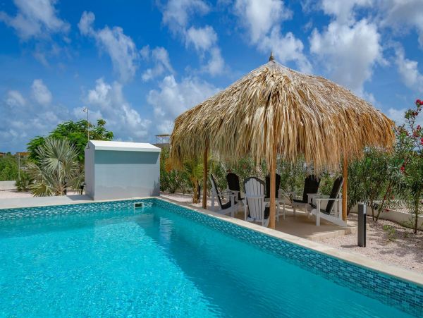 Bonaire Home 982670