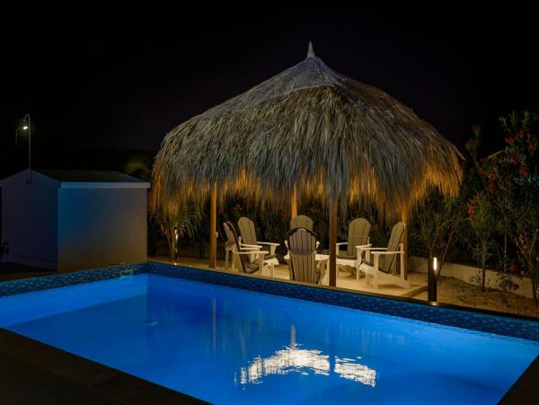 Bonaire Home 982670