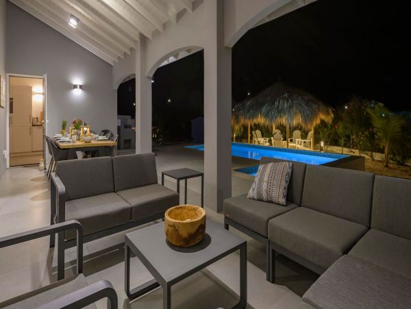 Bonaire Home 982670
