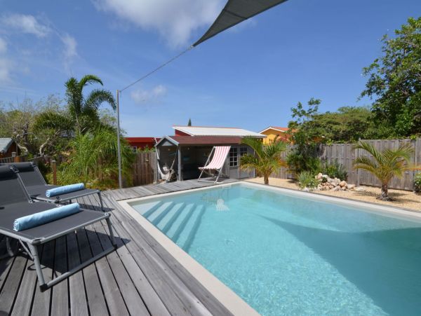 Bonaire Home 982675