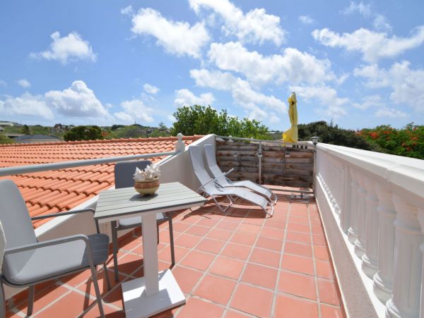 Bonaire Home 982675
