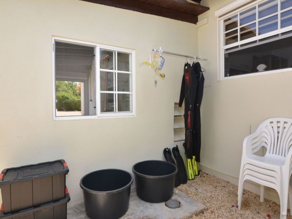 Bonaire Home 982675