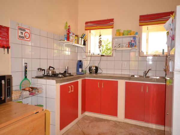 Bonaire Home 982676