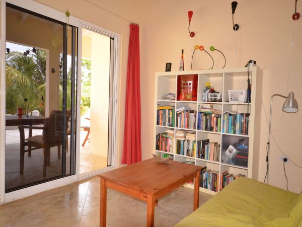 Bonaire Home 982676