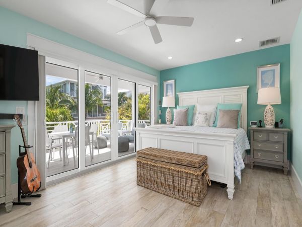 Stunning 4 Bedroom Vacation Rental Home in Bradenton Beach